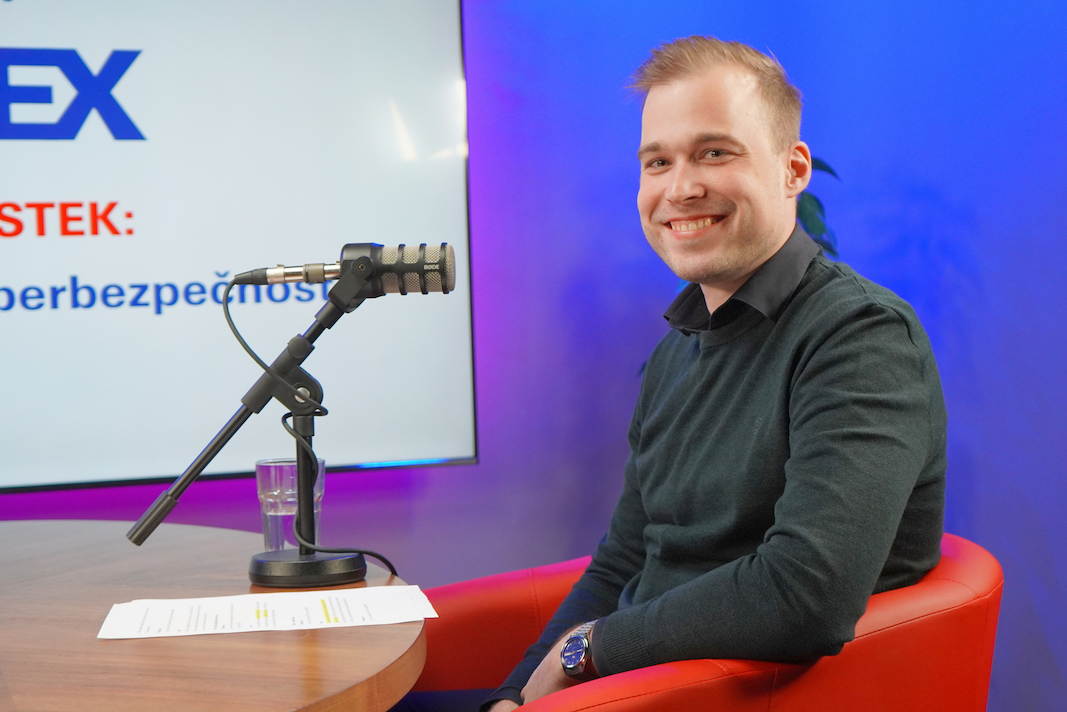 Podcast ARMEX: Marek Částek o IT v energetice, bezpečnosti dat a digitalizaci služeb